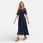 Mariana - Pittikäs Lacy Mekko