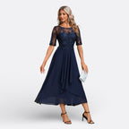 Mariana - Pittikäs Lacy Mekko