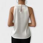 Skye - Tyylikäs olkaimeton satiinipaita